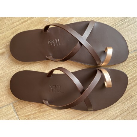 Tong Cuir Chocolat La Céleste par MMLL made in France