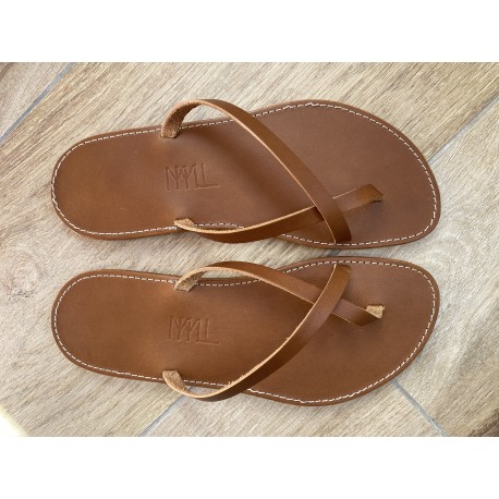 Tong Cuir Sable pour femme La Lou made in France par MMLL