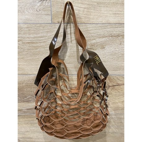 Le grand sac filet en cuir marron chocolat par MMLL