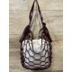 Le grand sac filet en cuir bordeaux par MMLL